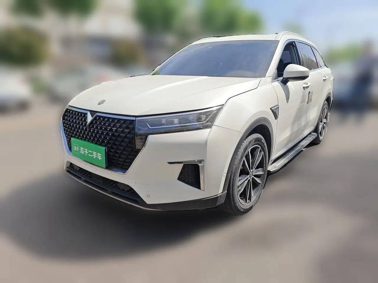 Venucia Star 2020 260T Automatic 48V Mild Hybrid Turbocharged Starry Edition — миниатюра 1