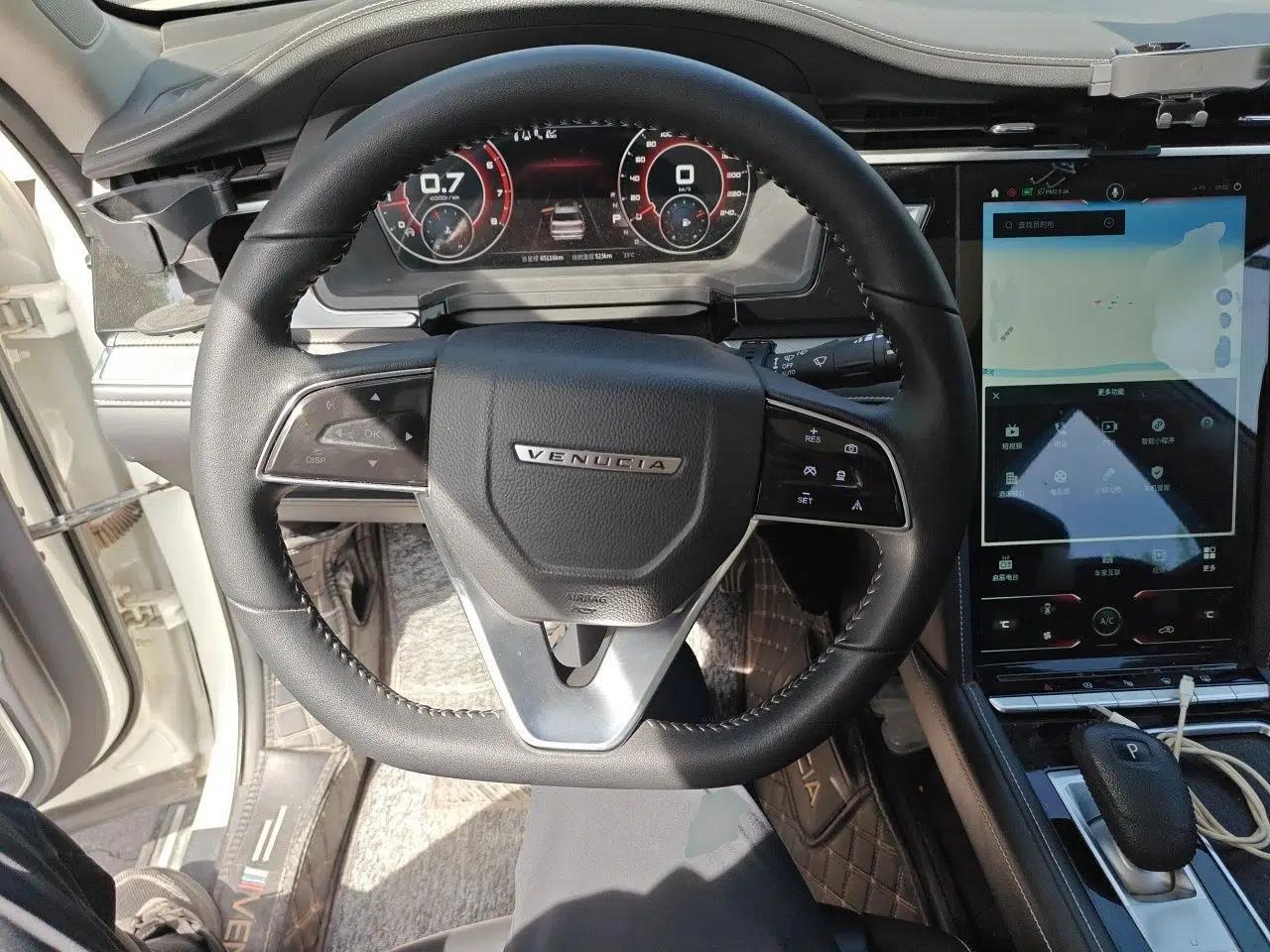 Venucia Star 2020 260T Automatic 48V Mild Hybrid Turbocharged Starry Edition — миниатюра 11