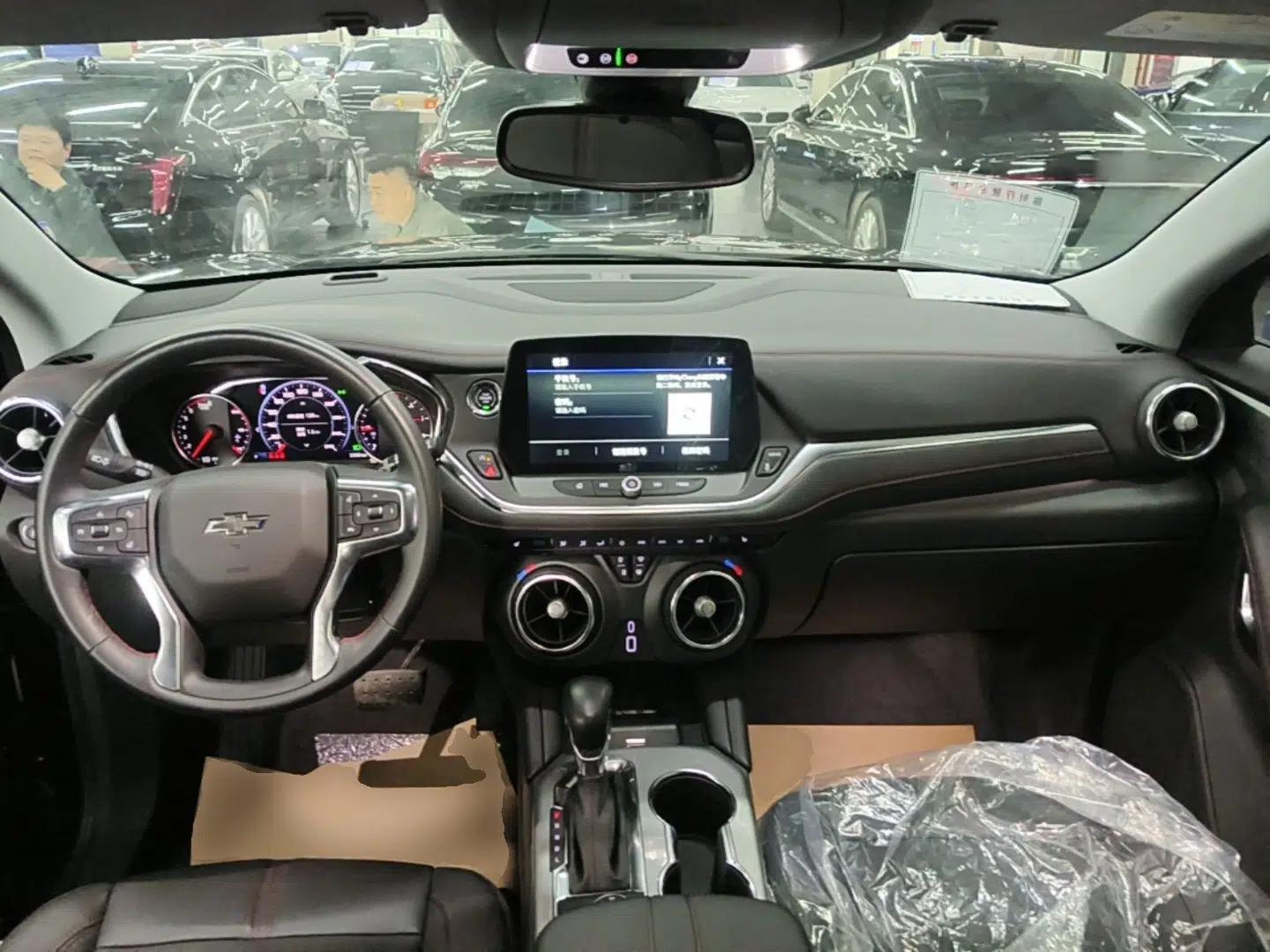 Chevrolet Blazer 2023 Light Hybrid 650T Redline Thunder Edition — миниатюра 12