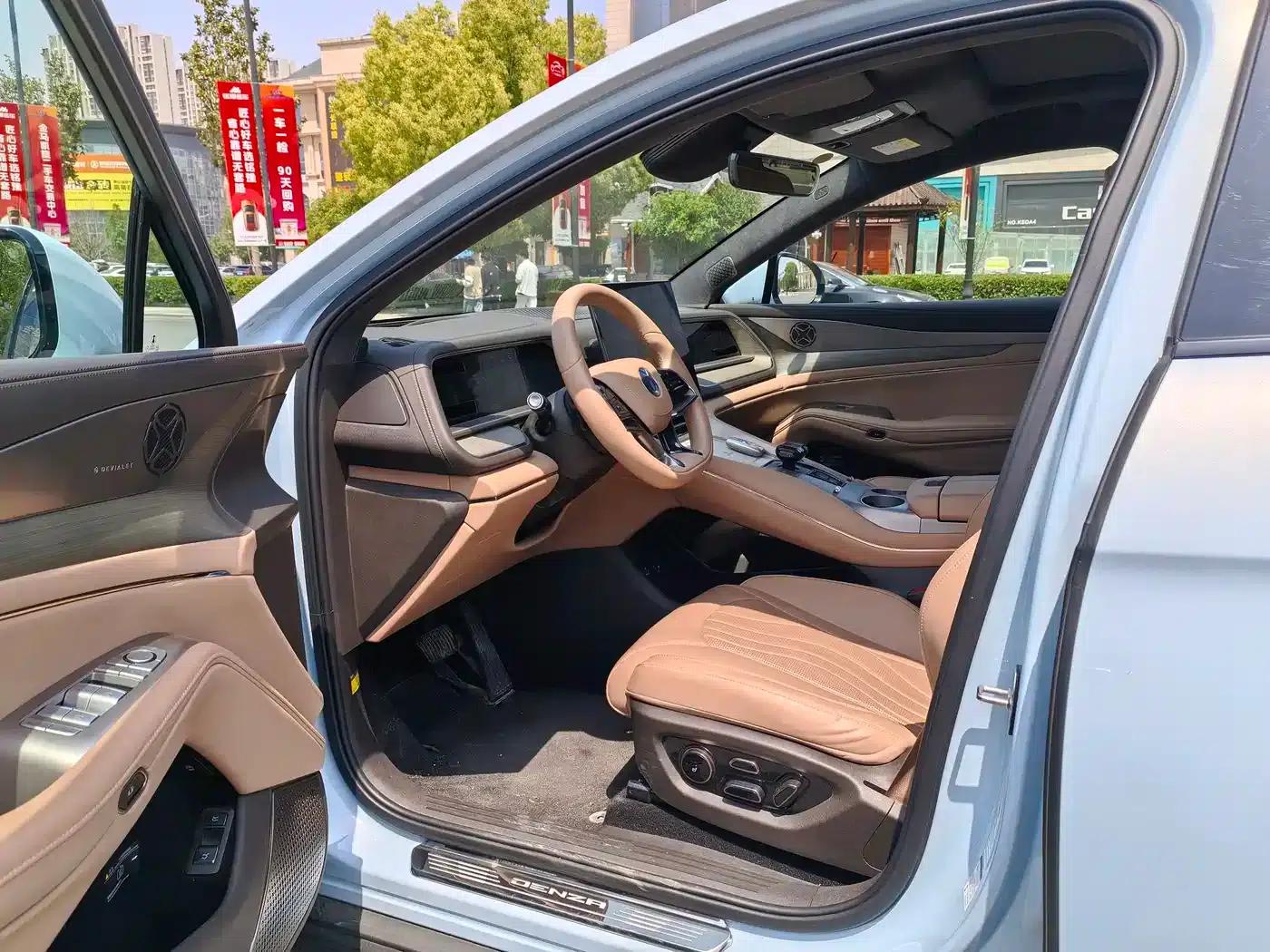 Denza N7 2024 630 AWD Intelligent Driving Max Edition — миниатюра 14
