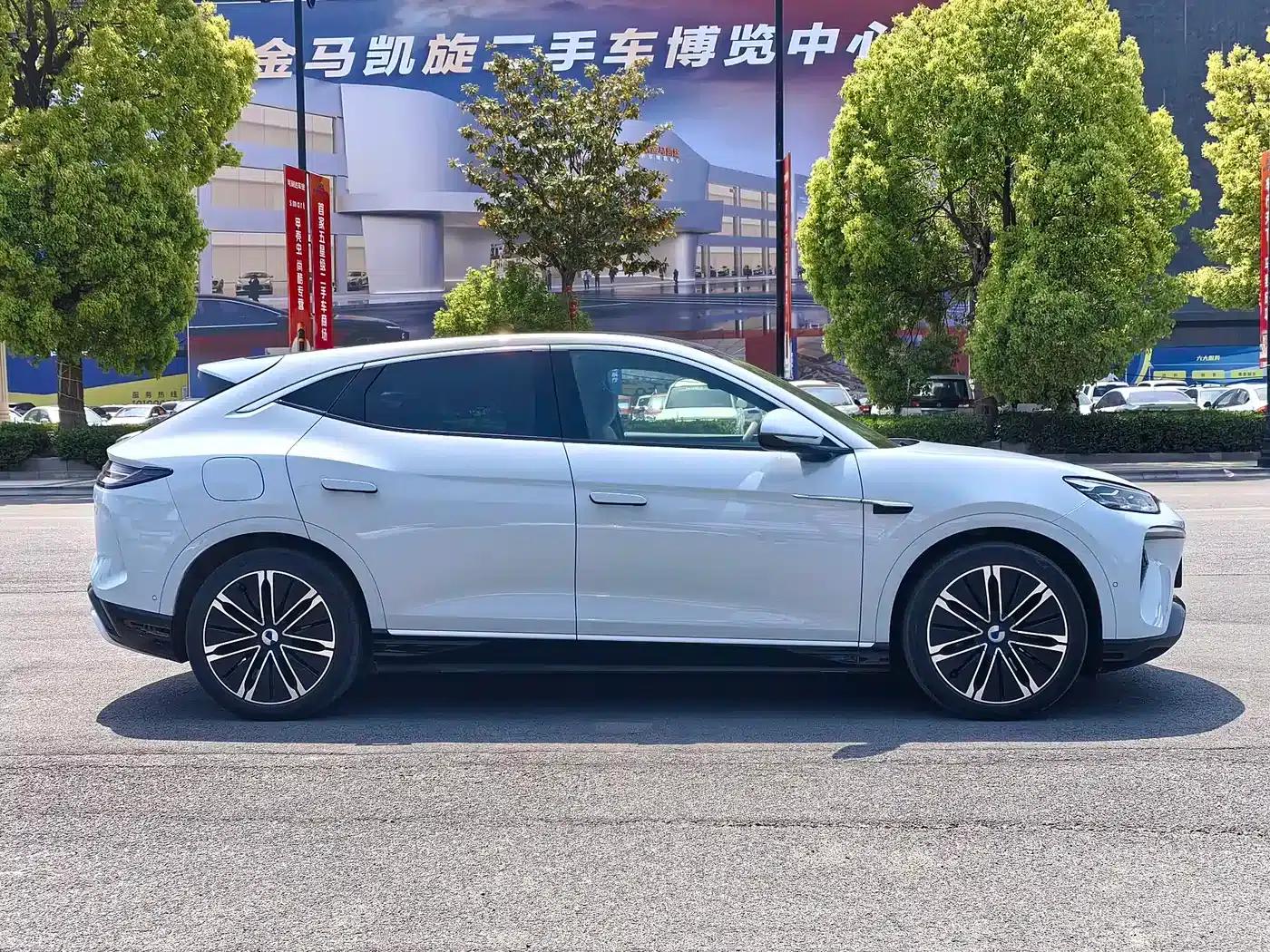 Denza N7 2024 630 AWD Intelligent Driving Max Edition — миниатюра 4