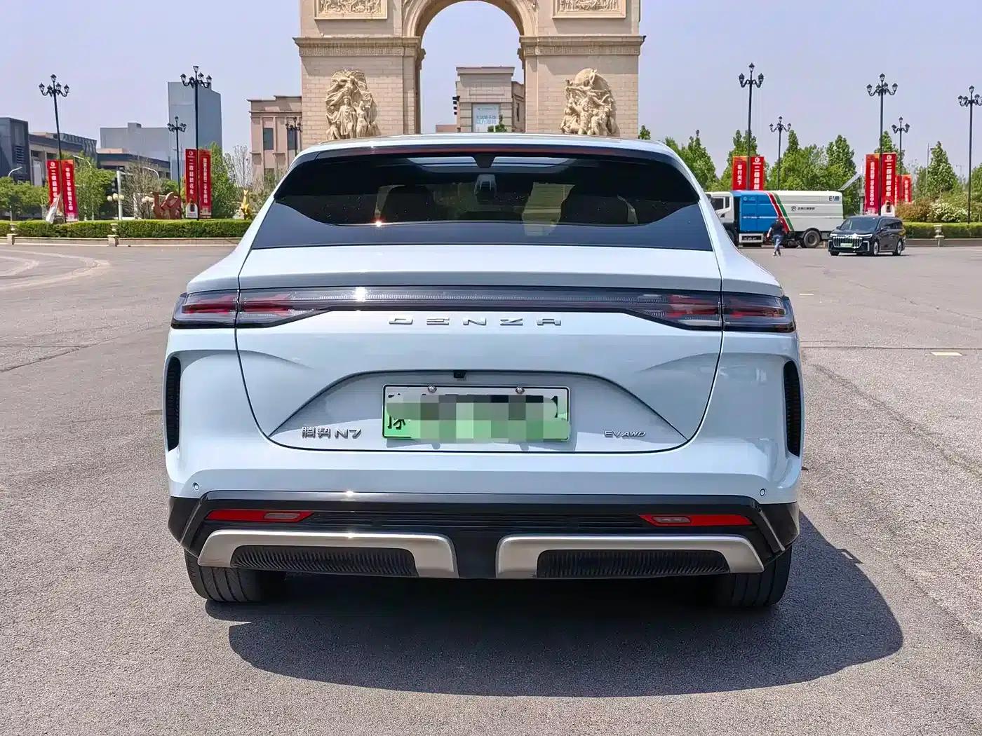 Denza N7 2024 630 AWD Intelligent Driving Max Edition — миниатюра 6