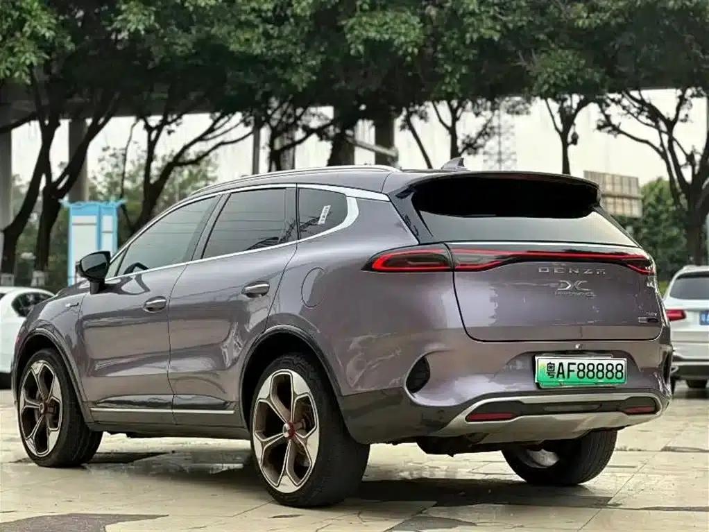 Denza X 2020 PHEV Flagship Edition — миниатюра 6