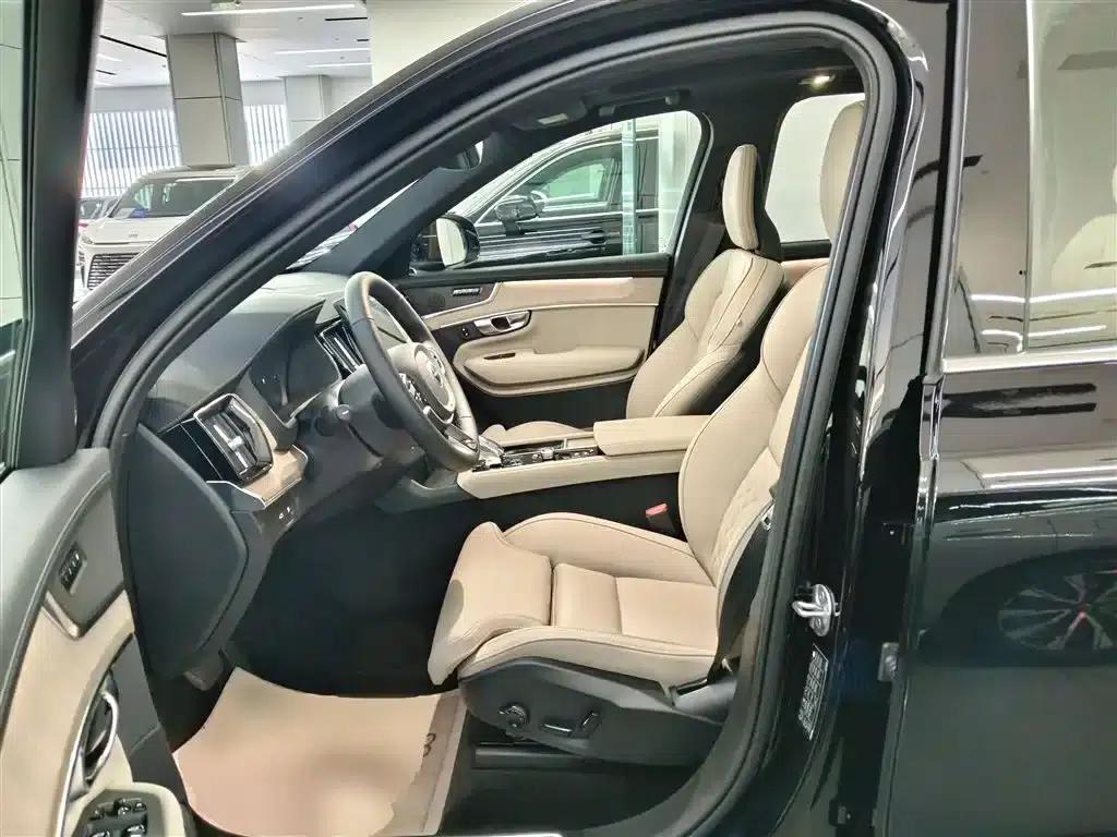 2025 Volvo XC90 Plug-in Hybrid Facelift T8 Inscription Luxury Edition 7-seater — миниатюра 15