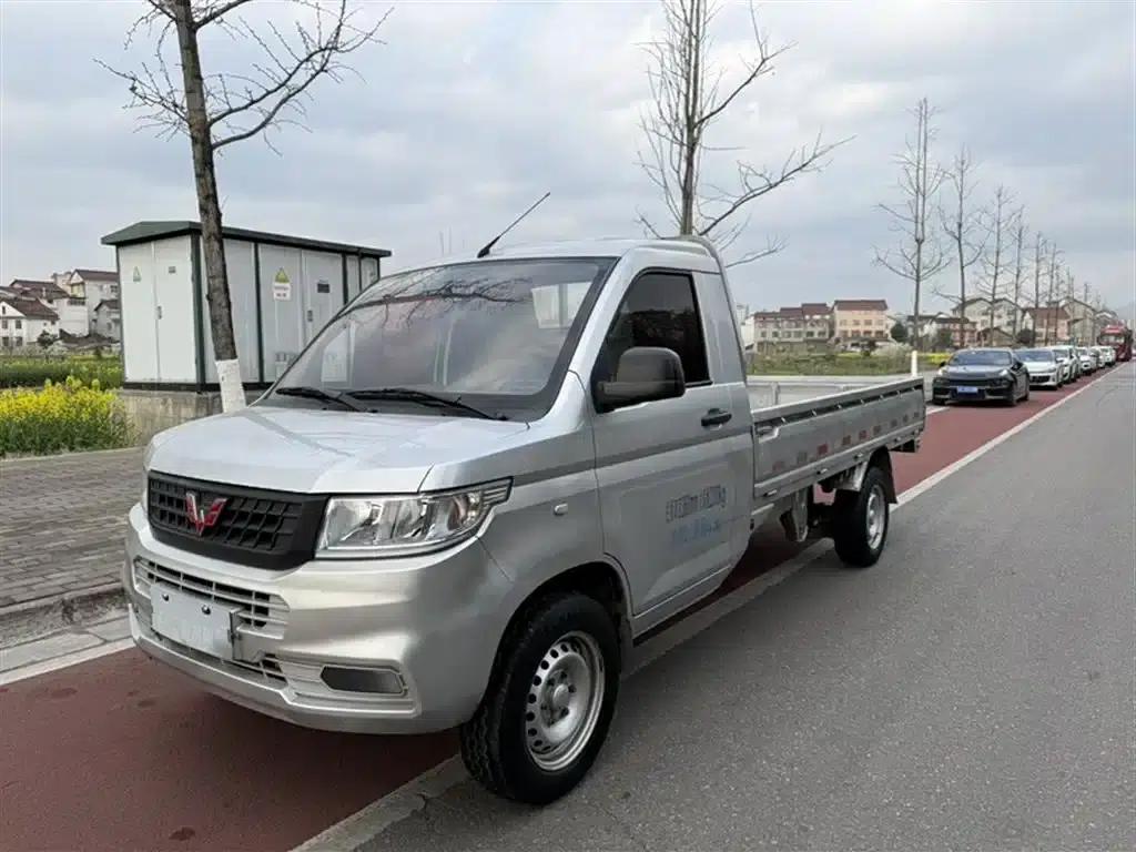 Wuling Rongguang New Card 2019 Model 1.5L Single Cab National VI L3C — миниатюра 2