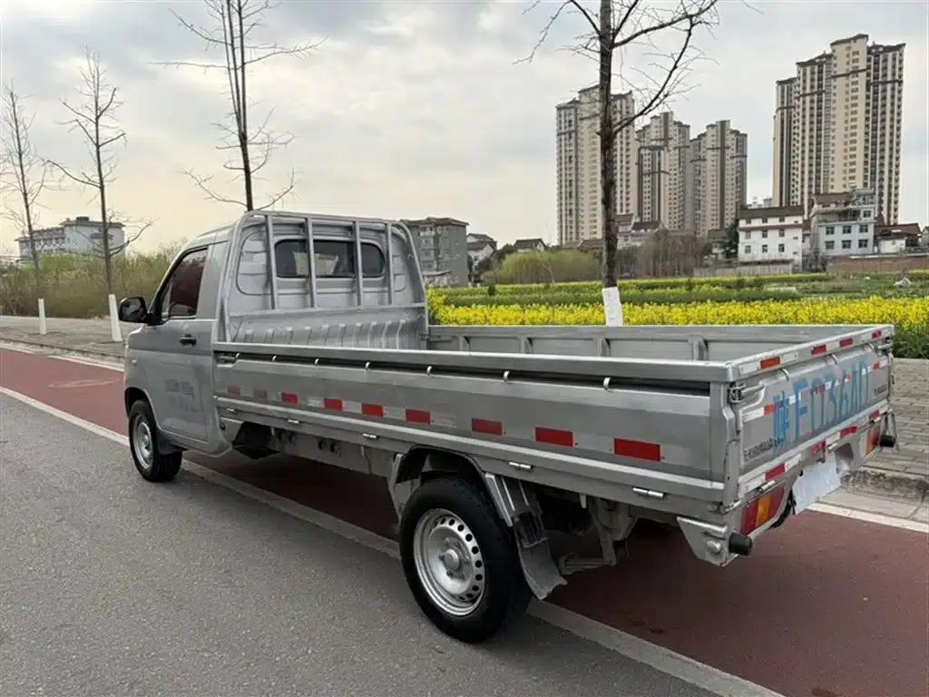 Wuling Rongguang New Card 2019 Model 1.5L Single Cab National VI L3C — миниатюра 5