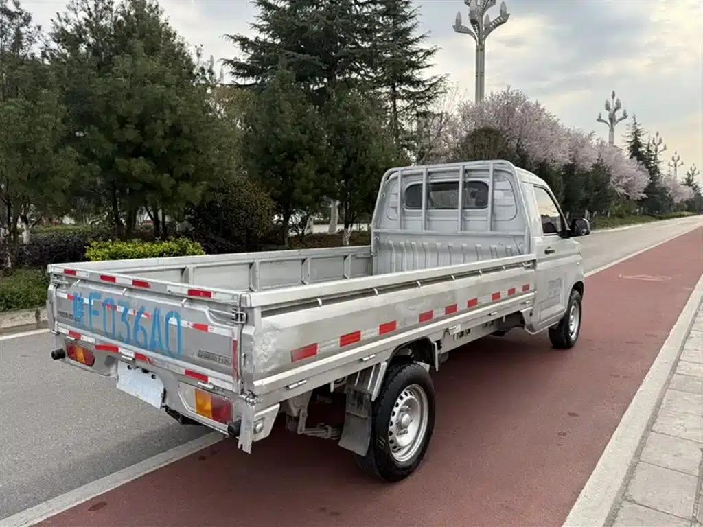 Wuling Rongguang New Card 2019 Model 1.5L Single Cab National VI L3C — миниатюра 7