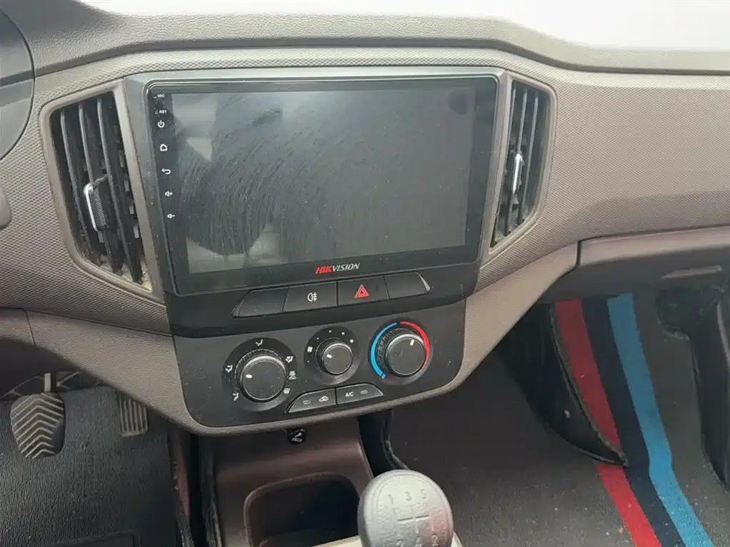 Wuling Rongguang New Card 2019 Model 1.5L Single Cab National VI L3C — миниатюра 10