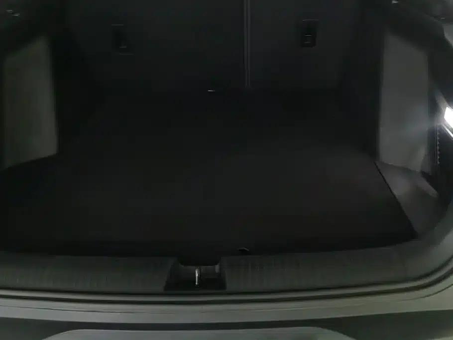 Wuling Xingyun 2023 2.0L DHT Flagship Edition — миниатюра 4