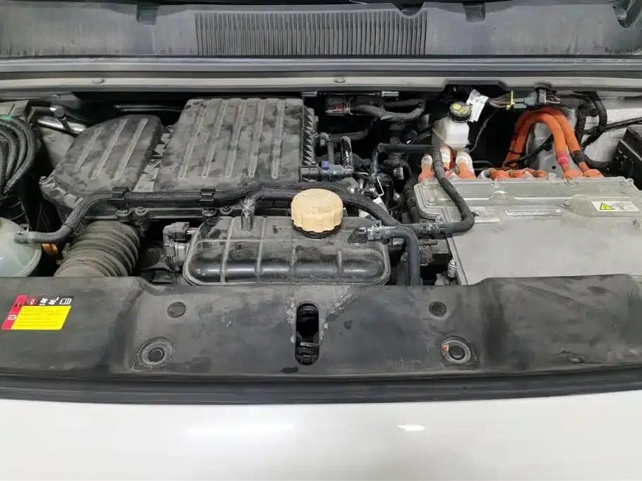 Wuling Xingyun 2023 2.0L DHT Flagship Edition — миниатюра 10