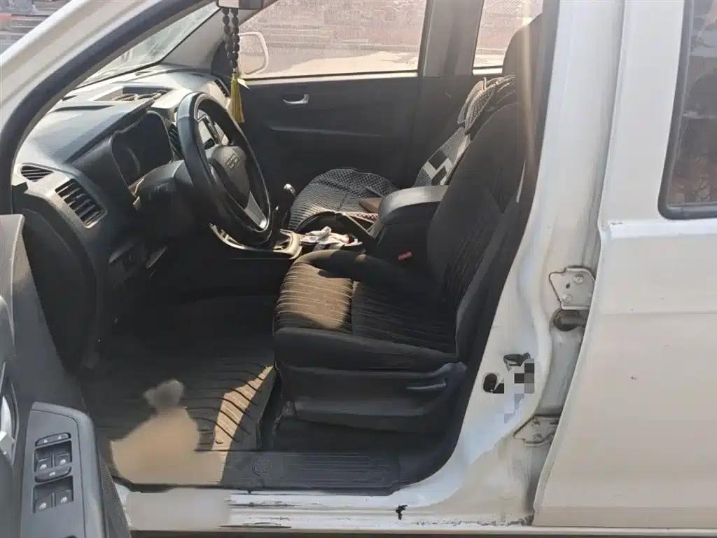 RE-MAX 2016 2.8T 2WD Luxury Model JE493ZLQ4CA — миниатюра 8