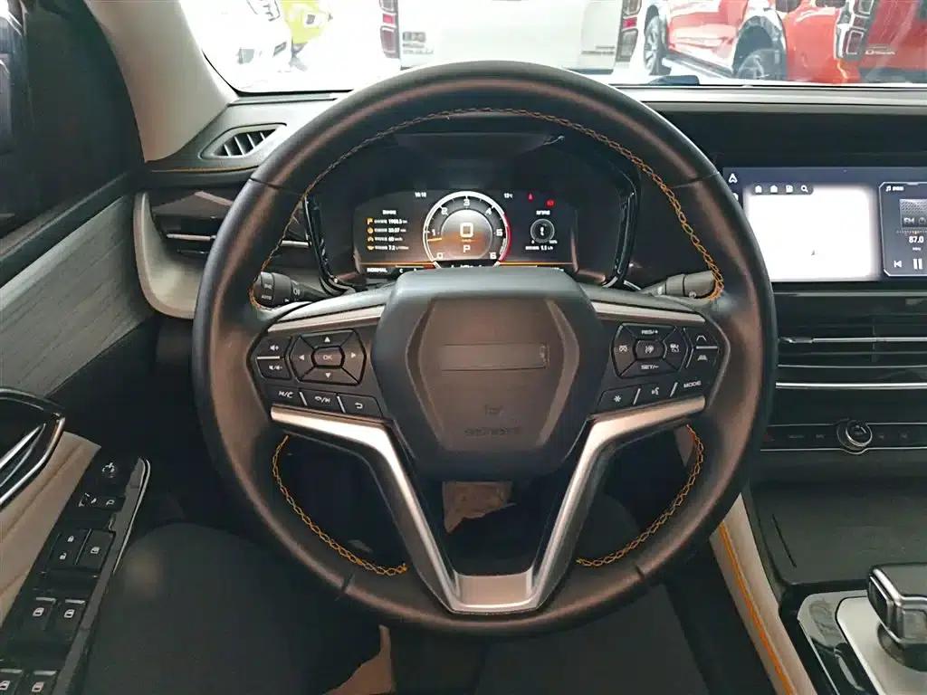 D-MAX 2023 1.9T Automatic 4WD V-CROSS Leading Edition — миниатюра 11
