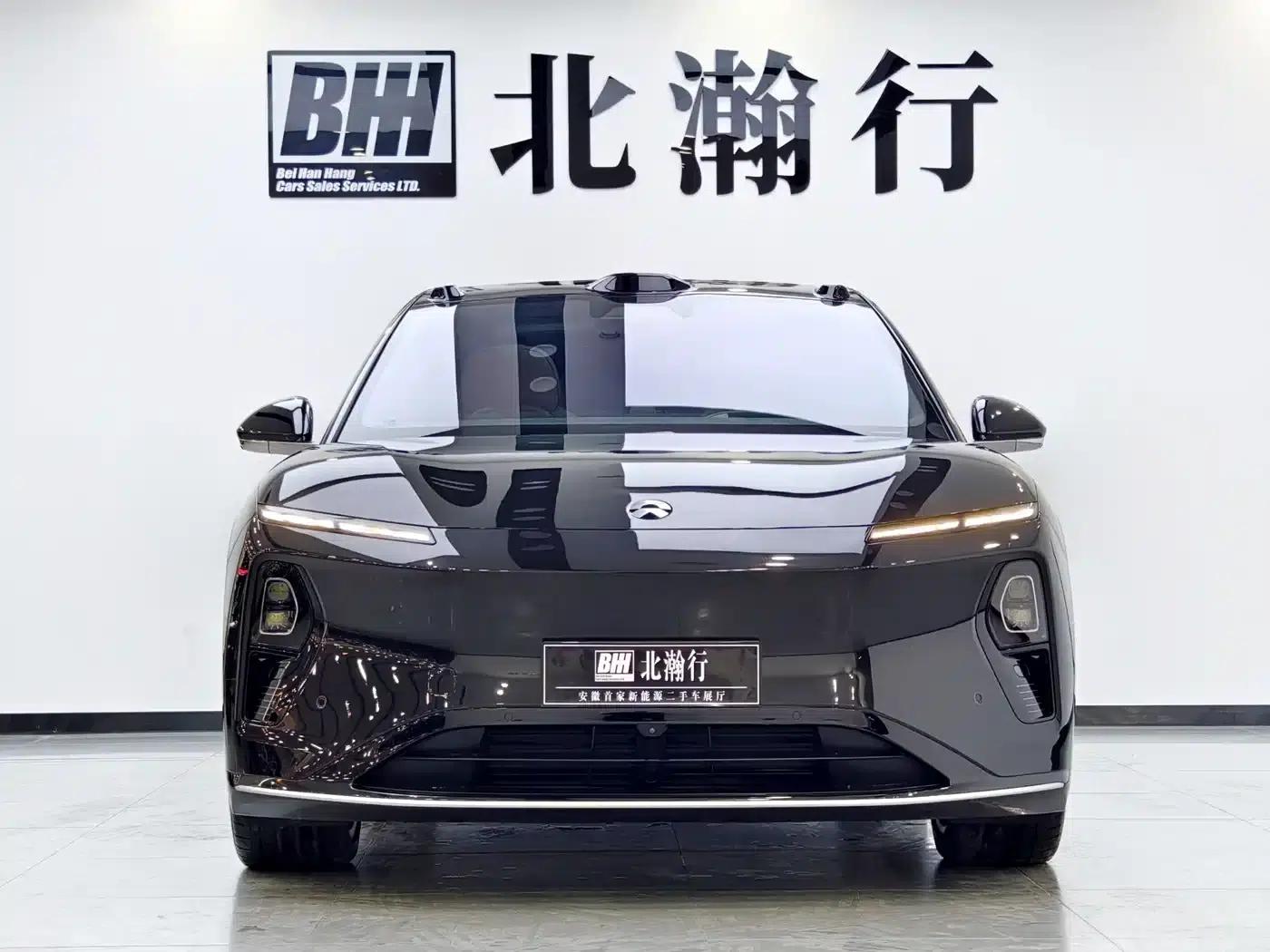NIO ET9 2025 Model 102kWh First Edition Limited Edition — миниатюра 2