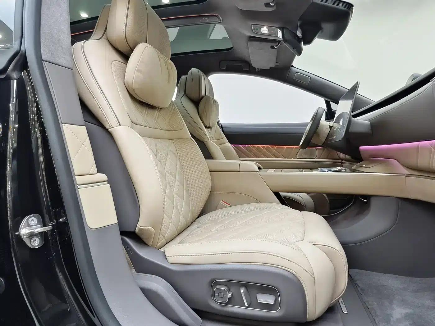NIO ET9 2025 Model 102kWh First Edition Limited Edition — миниатюра 22
