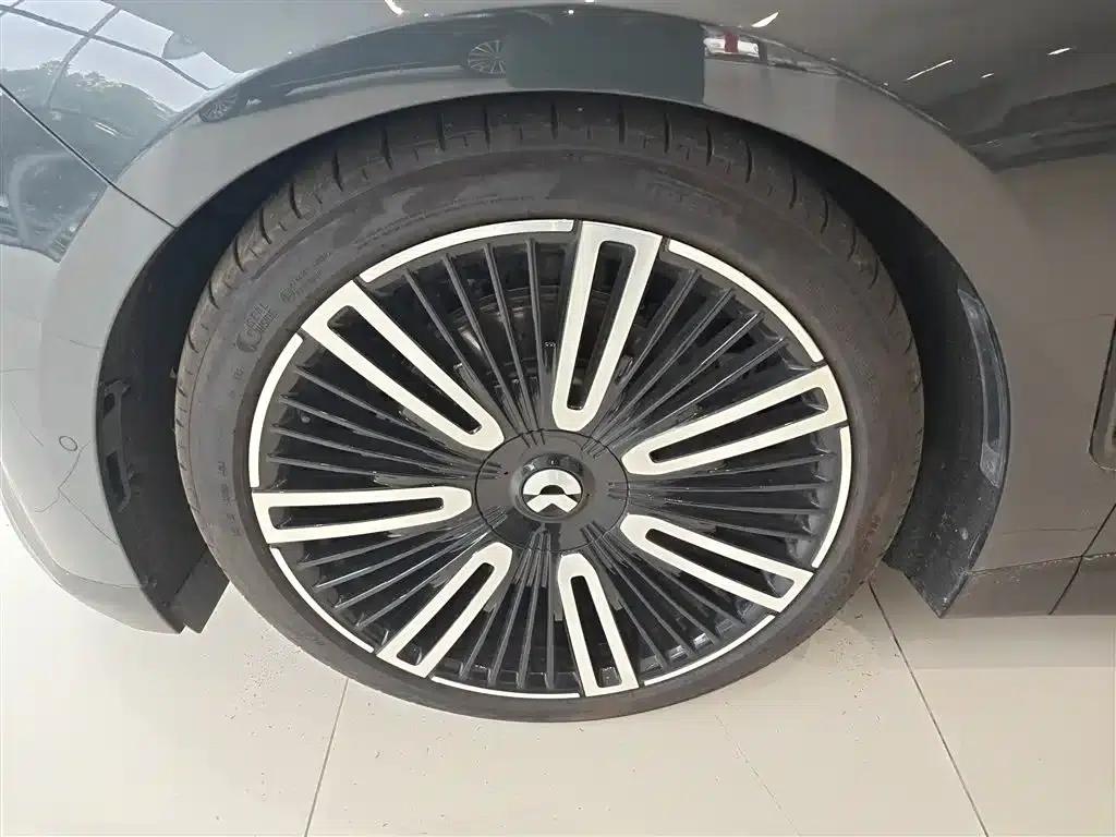 NIO ET9 2025 model 102kWh — миниатюра 25