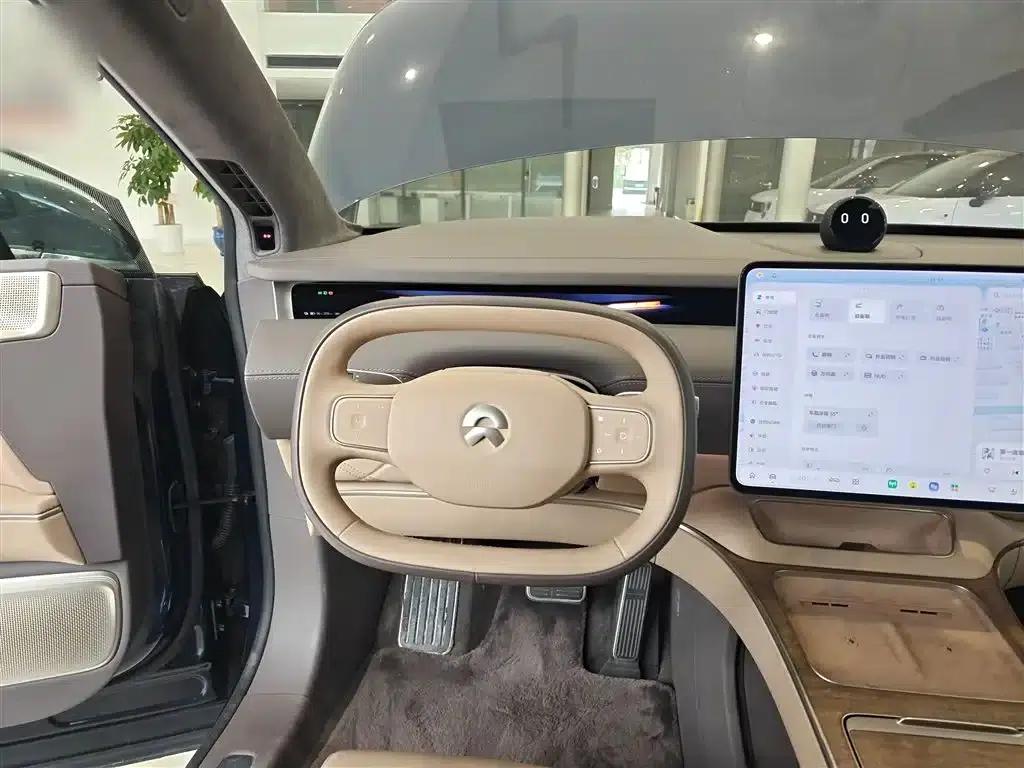NIO ET9 2025 model 102kWh — миниатюра 7