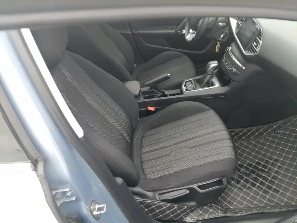 Peugeot 308S 2015 1.2T Automatic Jingchi Edition — миниатюра 23