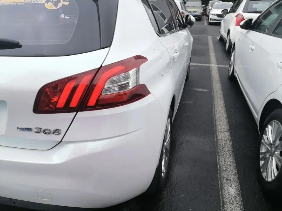 Peugeot 308S 2015 1.2T Automatic Jingchi Edition — миниатюра 7