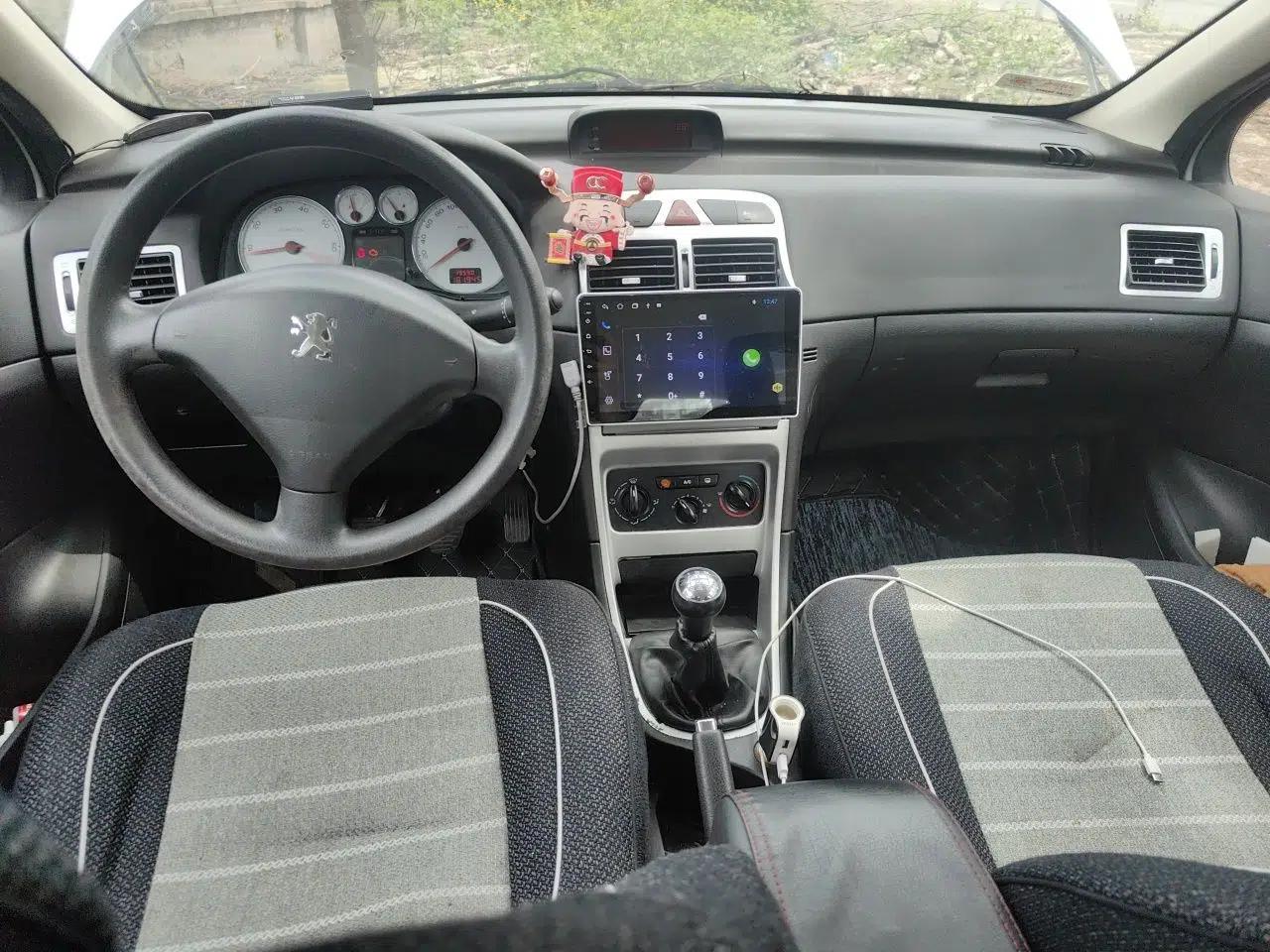 Peugeot 307 2010 Sedan 1.6L Manual Comfort Edition — миниатюра 10