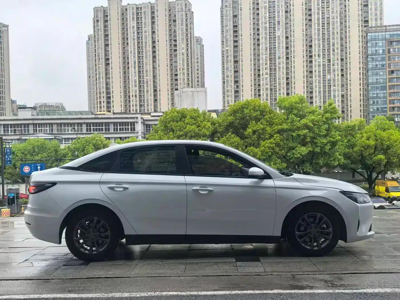 Weltmeister E.5 2021 Model 500 (Jikexing) — миниатюра 4