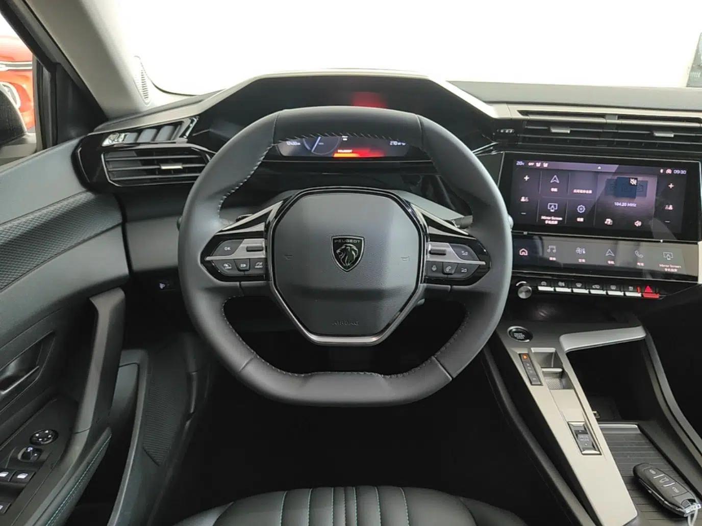 Peugeot 408X 2023 Charm Version — миниатюра 14