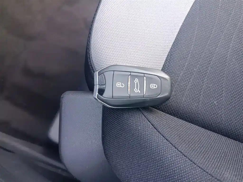 2015 C4 PICASSO 1.6T Fashion 5-seater — миниатюра 11