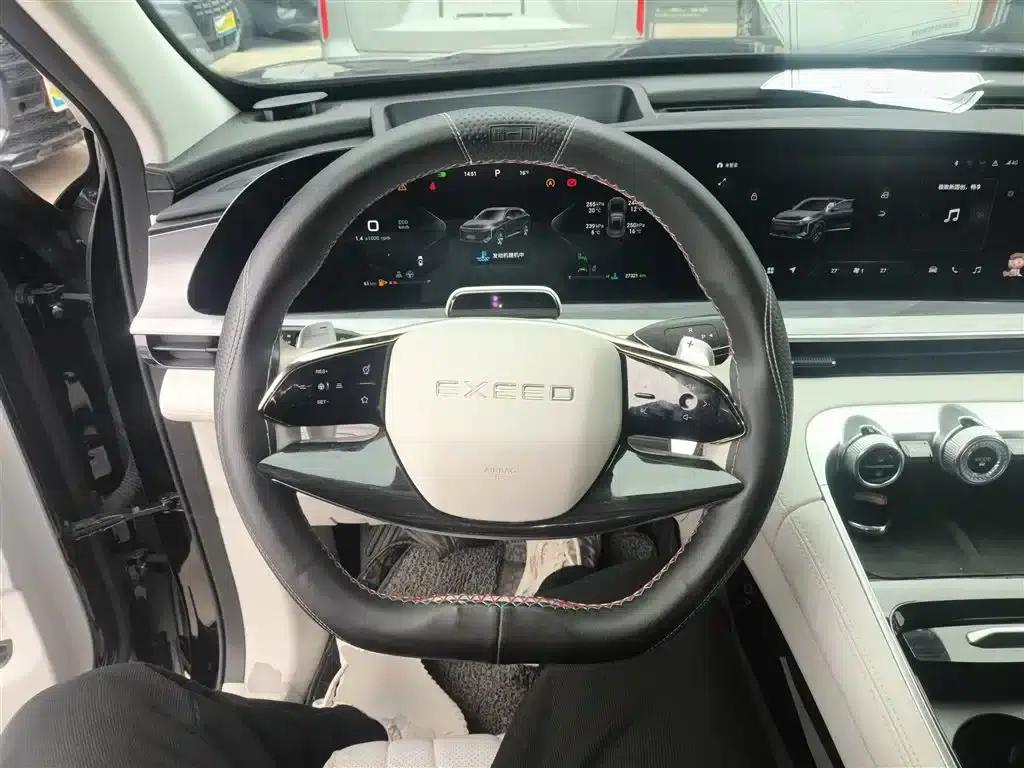 Exeed Yaoguang 2023 400T 4WD Luxury Edition — миниатюра 11