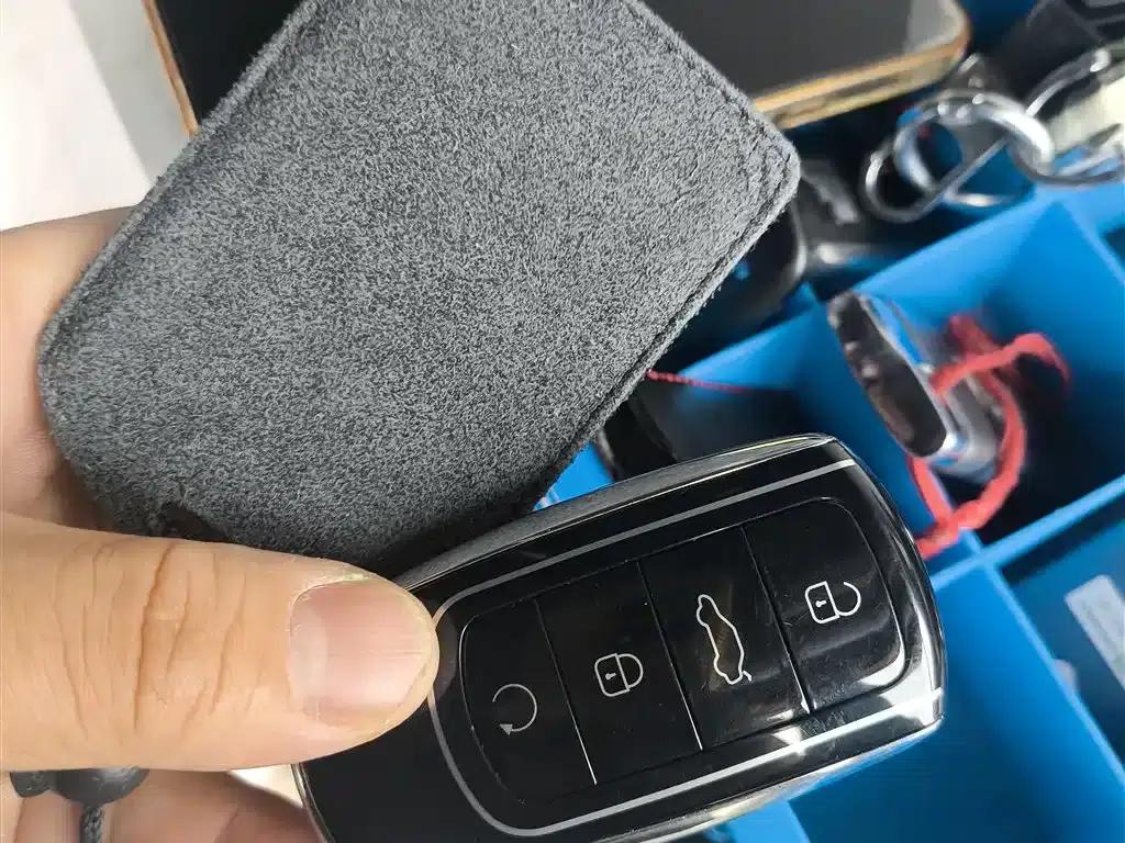 Exeed Yaoguang 2023 400T 4WD Luxury Edition — миниатюра 9