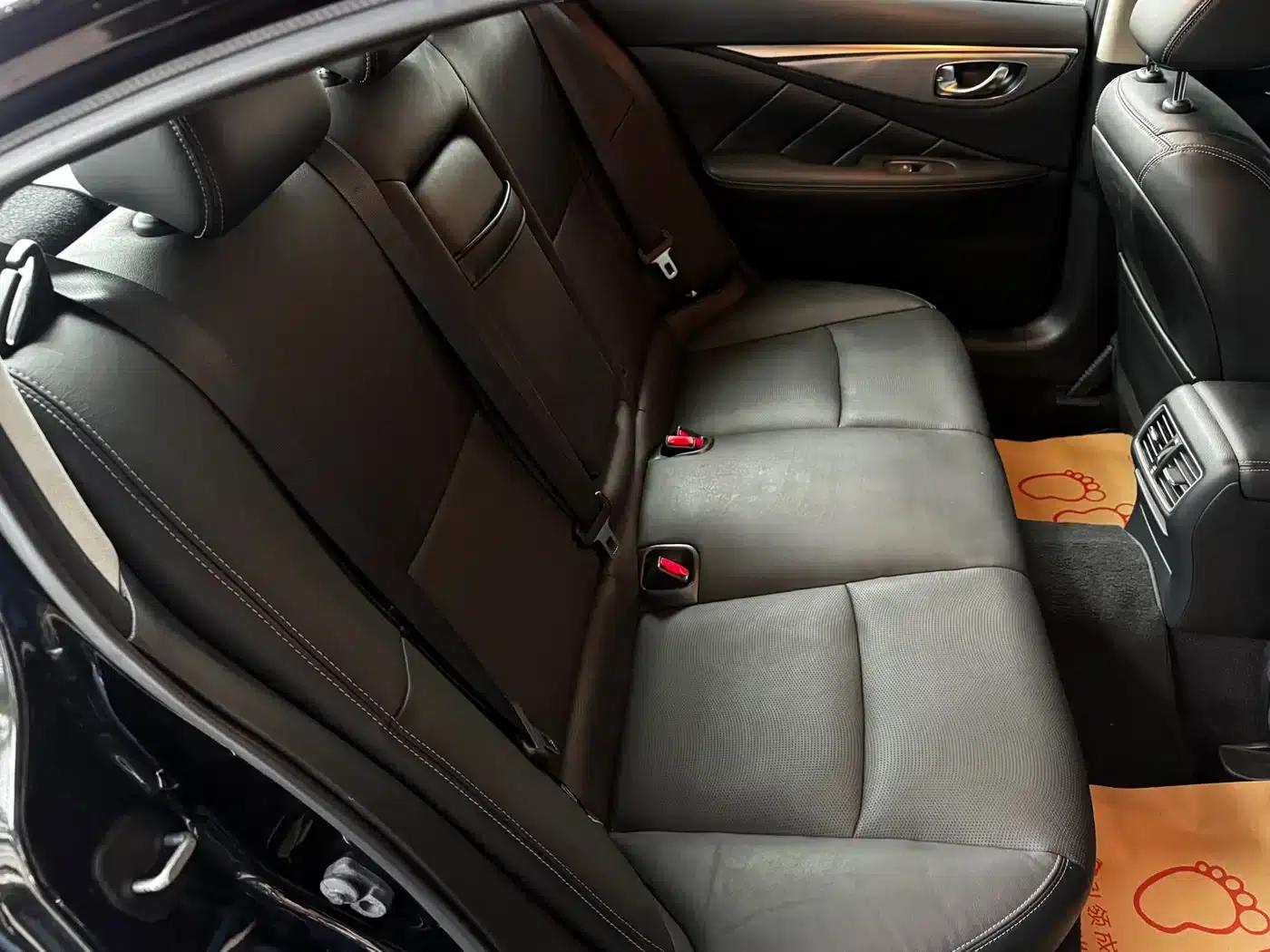 Infiniti Q50 2014 3.7L Comfort Edition — миниатюра 14