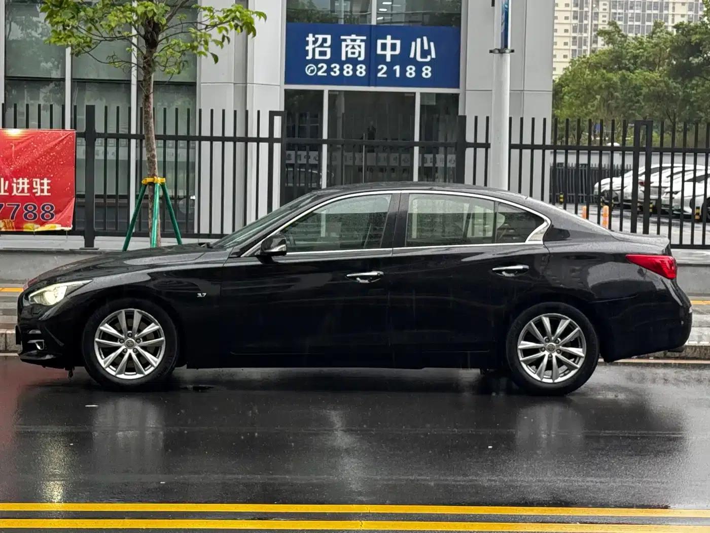 Infiniti Q50 2014 3.7L Comfort Edition — миниатюра 17