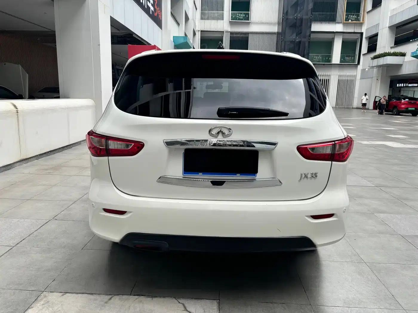 Infiniti JX 2013 JX35 2WD Excellence Edition — миниатюра 6
