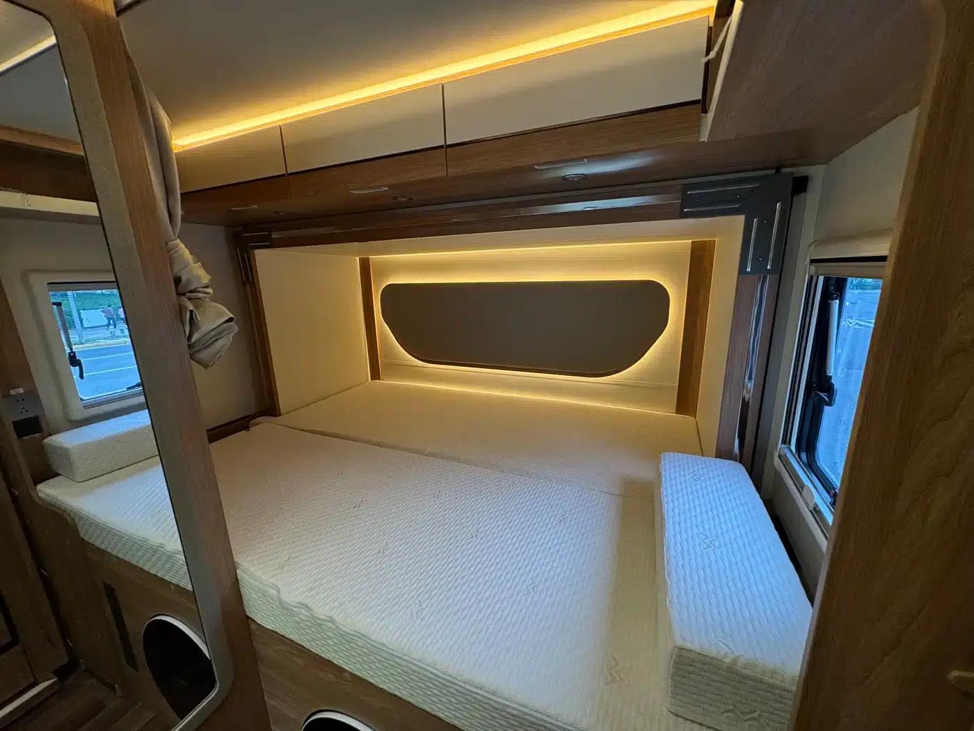 Iveco Daily Longcui No. 6 Double-Extension Motorhome, 2025 Model, 3.0L Automatic — миниатюра 19