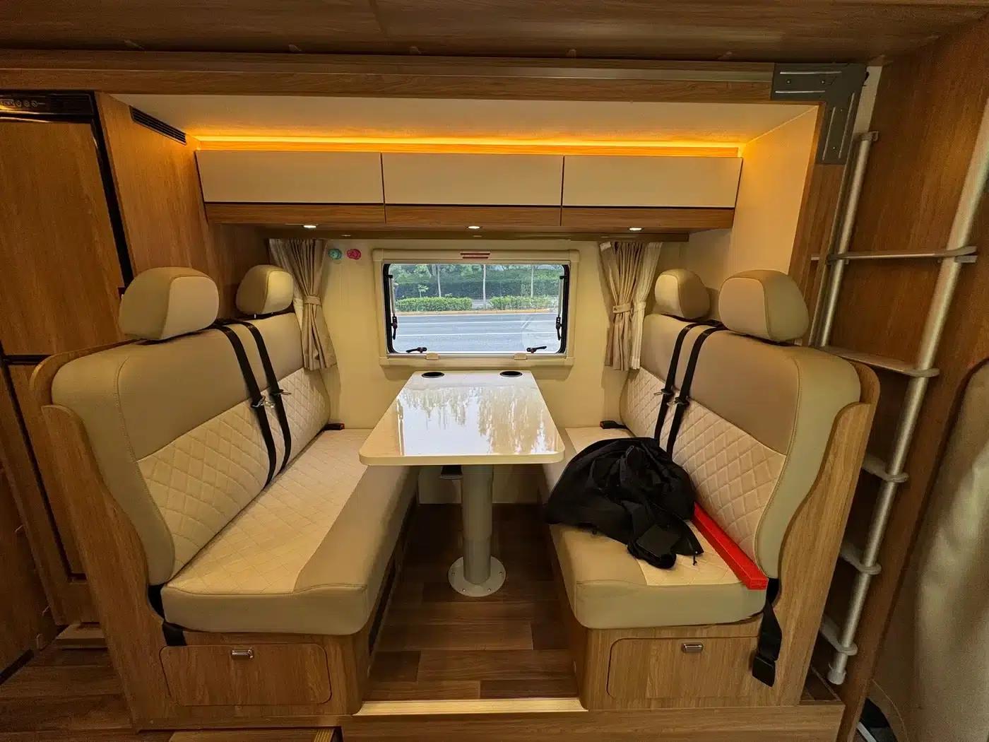 Iveco Daily Longcui No. 6 Double-Extension Motorhome, 2025 Model, 3.0L Automatic — миниатюра 22