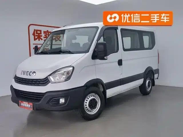 Iveco Daily 2021 2.0T Manual Short Wheelbase Low Roof Side Sliding Door F1A