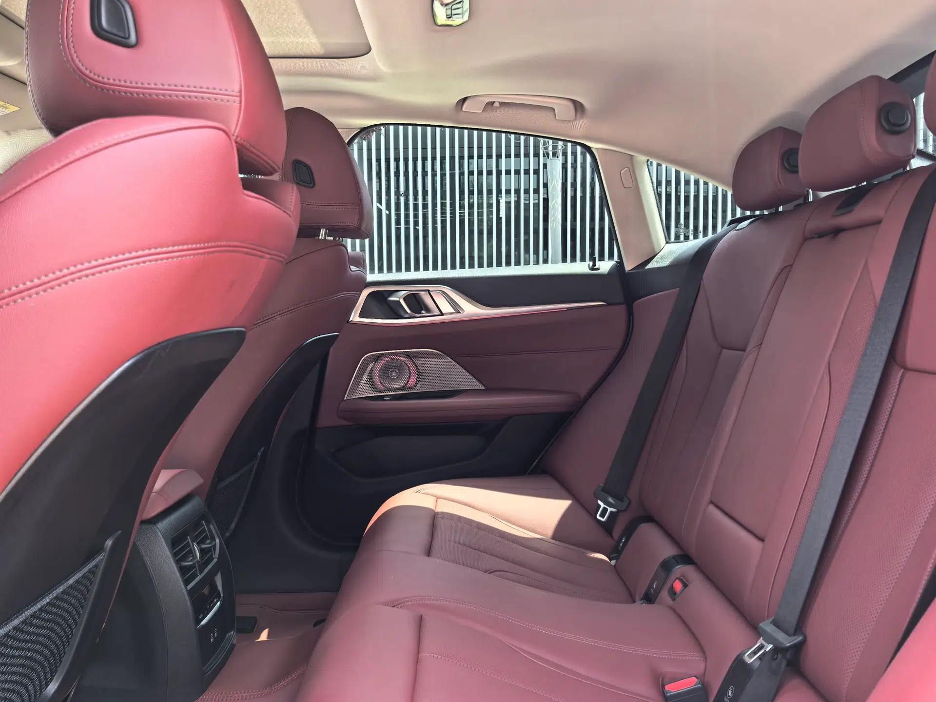 BMW i4 2023 eDrive35 — миниатюра 18