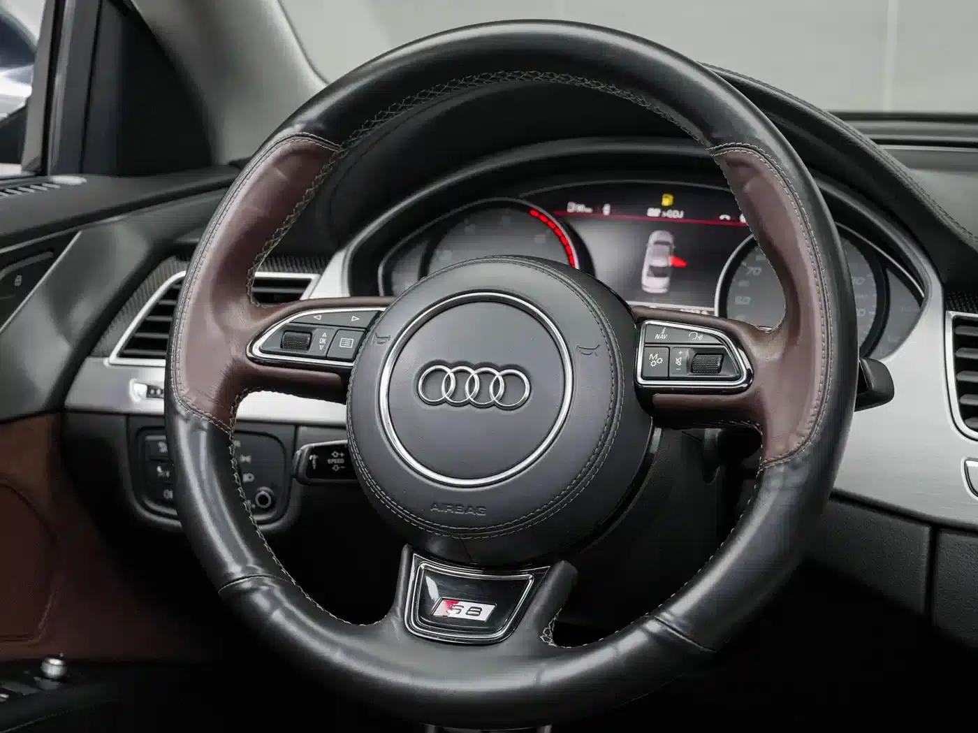 2013 Audi S8 4.0TFSI quattro — миниатюра 14