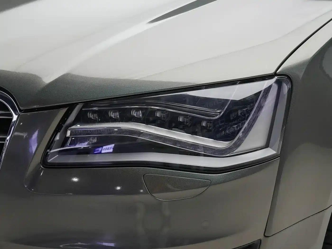 2013 Audi S8 4.0TFSI quattro — миниатюра 4