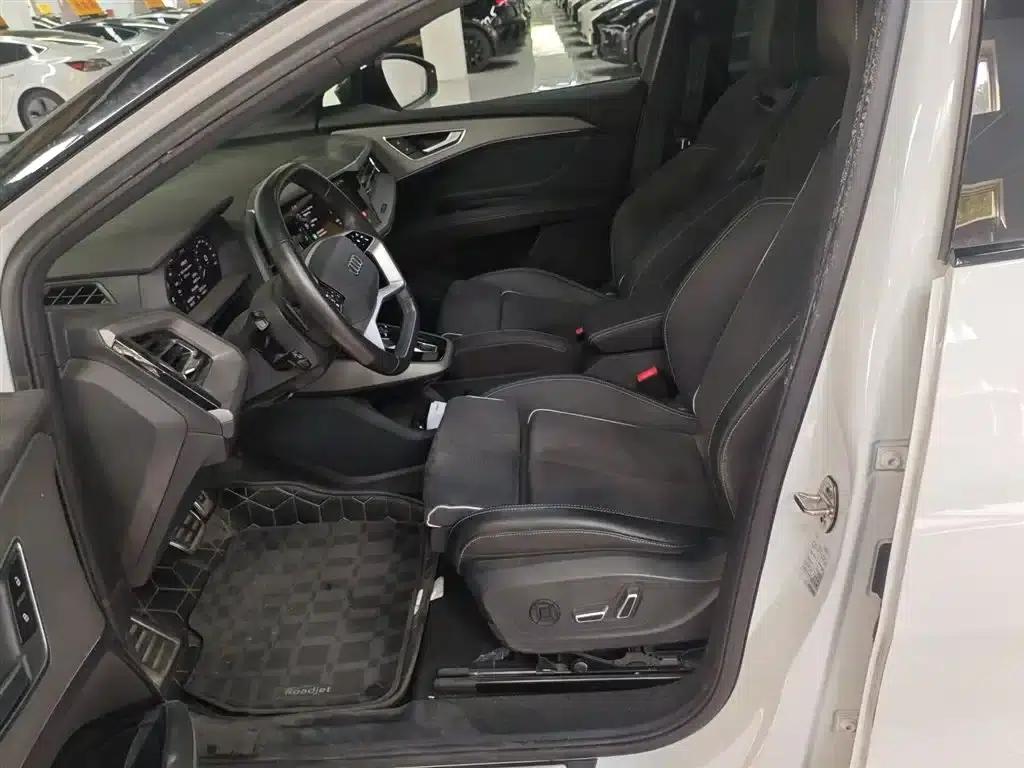 Audi Q5 e-tron 2022 Model 40 e-tron Starry Sky Edition Mech Suit Sun Chaser Edition — миниатюра 15