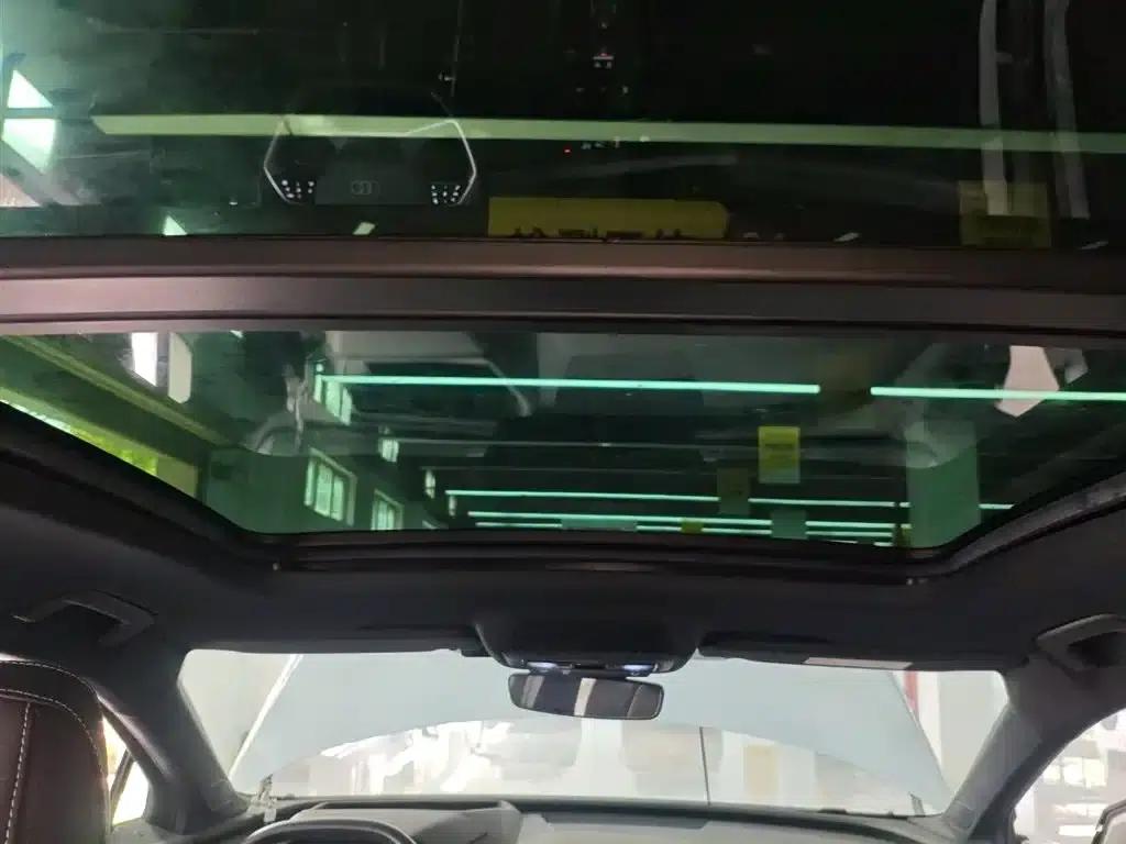 Audi Q5 e-tron 2022 Model 40 e-tron Starry Sky Edition Mech Suit Sun Chaser Edition — миниатюра 18