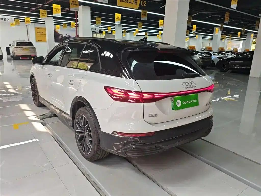 Audi Q5 e-tron 2022 Model 40 e-tron Starry Sky Edition Mech Suit Sun Chaser Edition — миниатюра 5