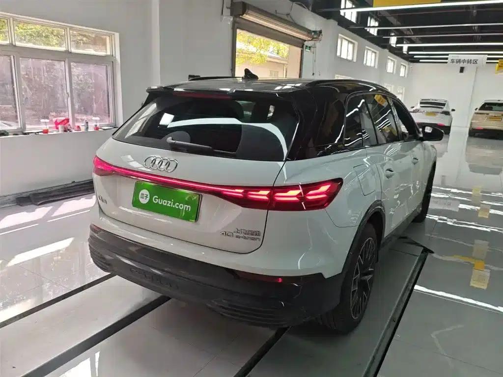 Audi Q5 e-tron 2022 Model 40 e-tron Starry Sky Edition Mech Suit Sun Chaser Edition — миниатюра 7