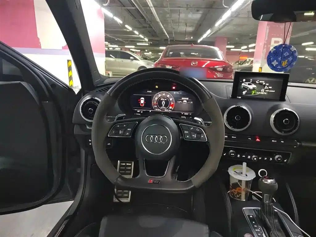 Audi RS 3 2017 RS 3 2.5T Limousine — миниатюра 7