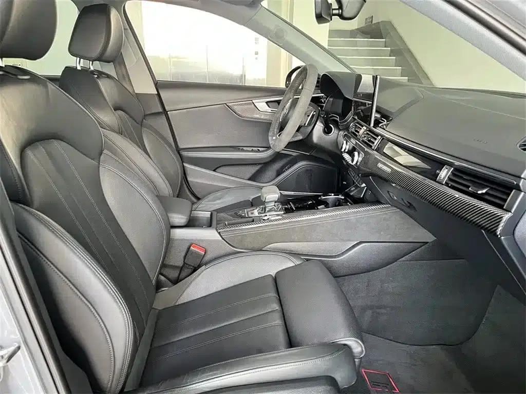 2023 Audi RS 4 RS4 Avant Obsidian Edition — миниатюра 12