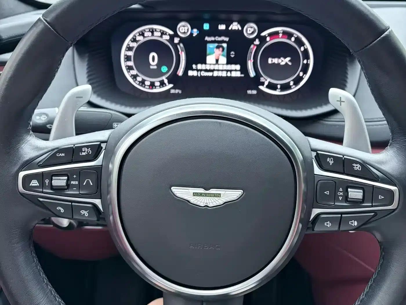 Aston Martin DBX 2022 3.0T STRAIGHT-SIX — миниатюра 7