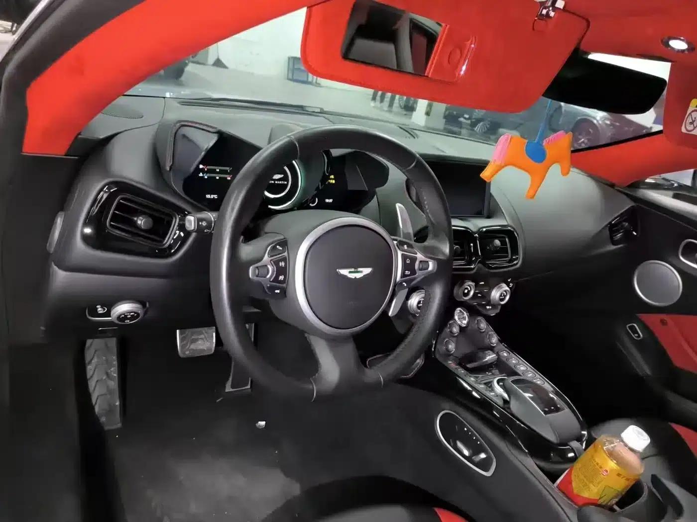 2018 V8 Vantage 4.0T V8 Coupe — миниатюра 5