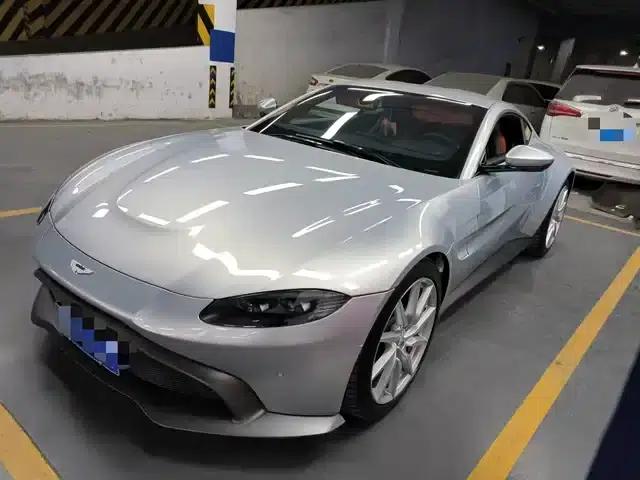 2018 V8 Vantage 4.0T V8 Coupe