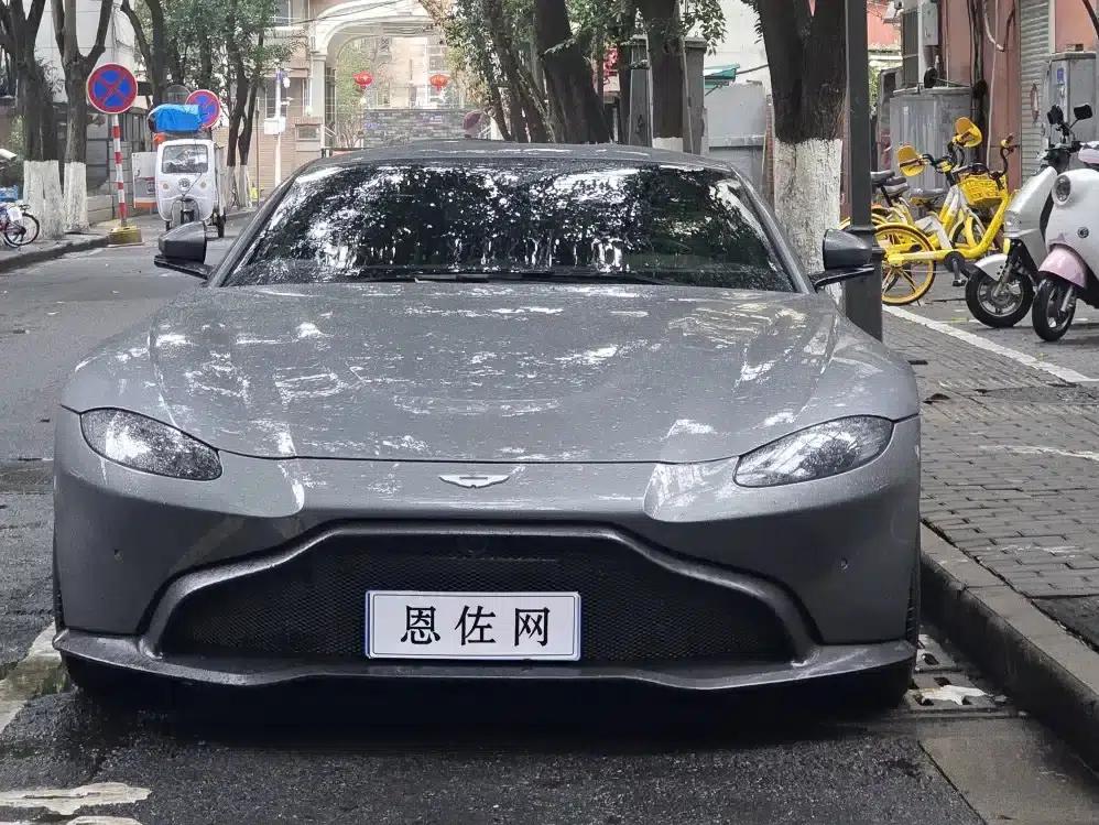 2018 V8 Vantage 4.0T V8 Coupe — миниатюра 2