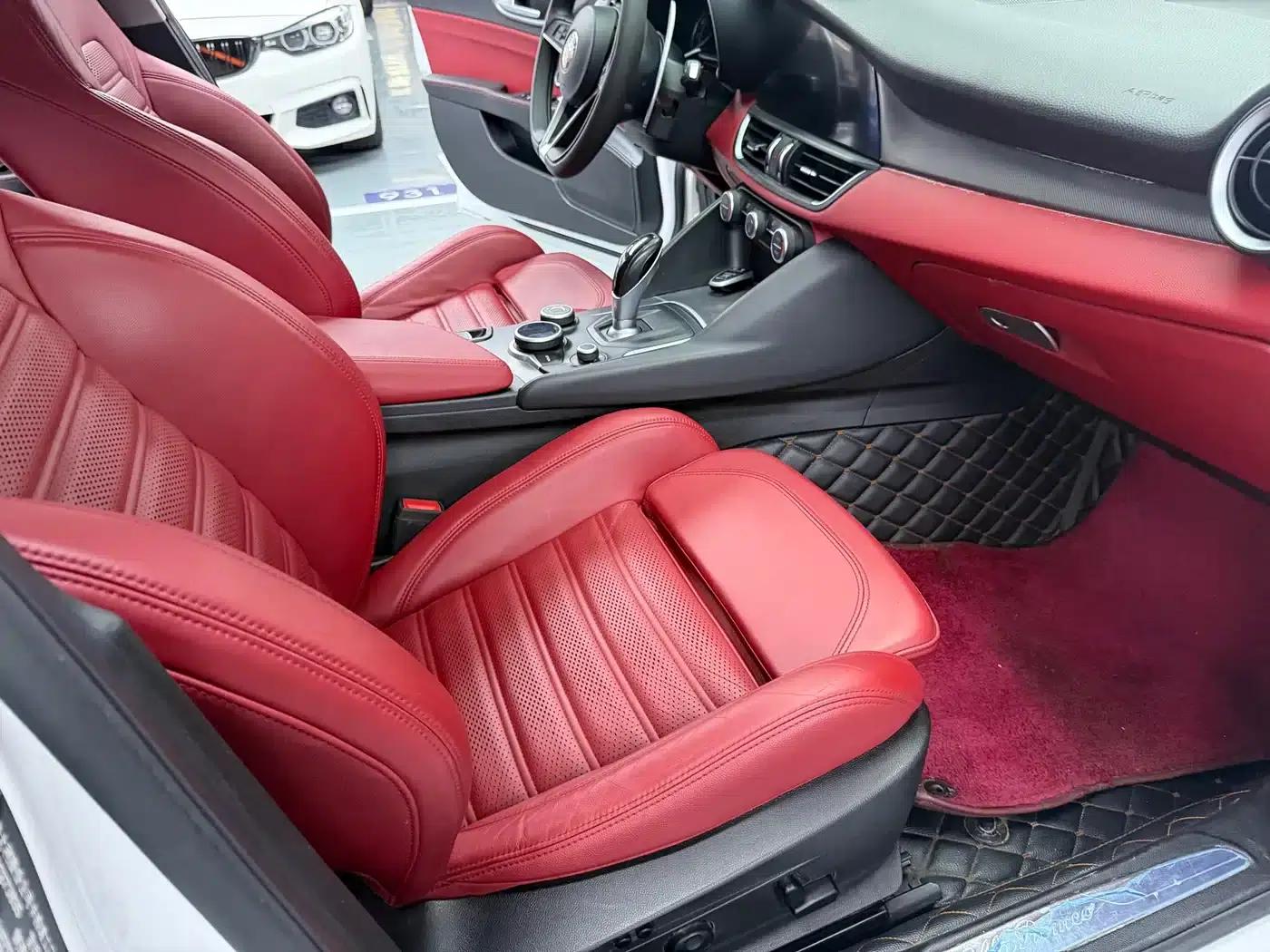 Giulia Juliet 2017 2.0T 280HP Luxury Edition — миниатюра 13