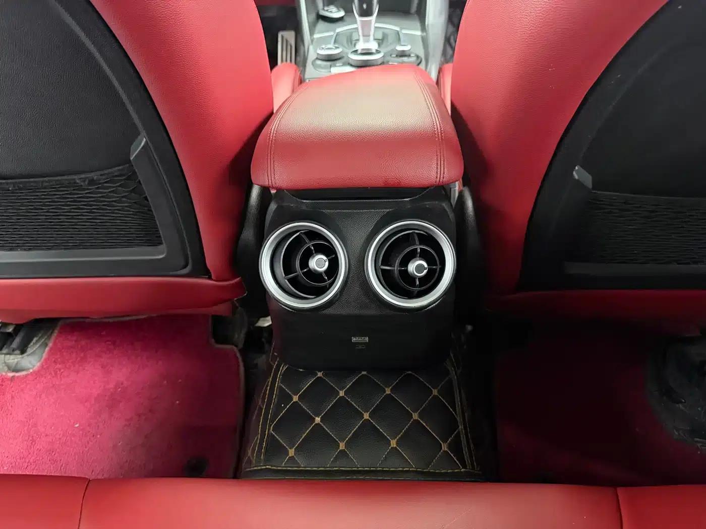 Giulia Juliet 2017 2.0T 280HP Luxury Edition — миниатюра 17