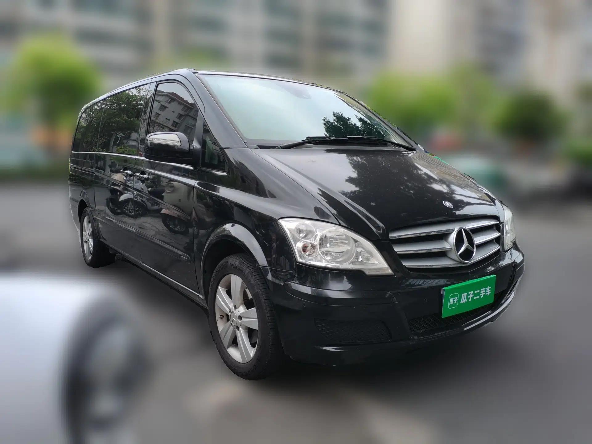 Mercedes-Benz Viano 2011 2.5L Luxury Edition — миниатюра 3